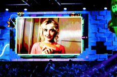 Sabrina Carpenter on zoom accepting Kid Choice Awards